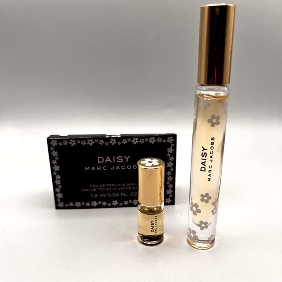 BNWOB MARC JACOBS DAISY TRIO FRAGRANCE SET - Picture 4 of 5